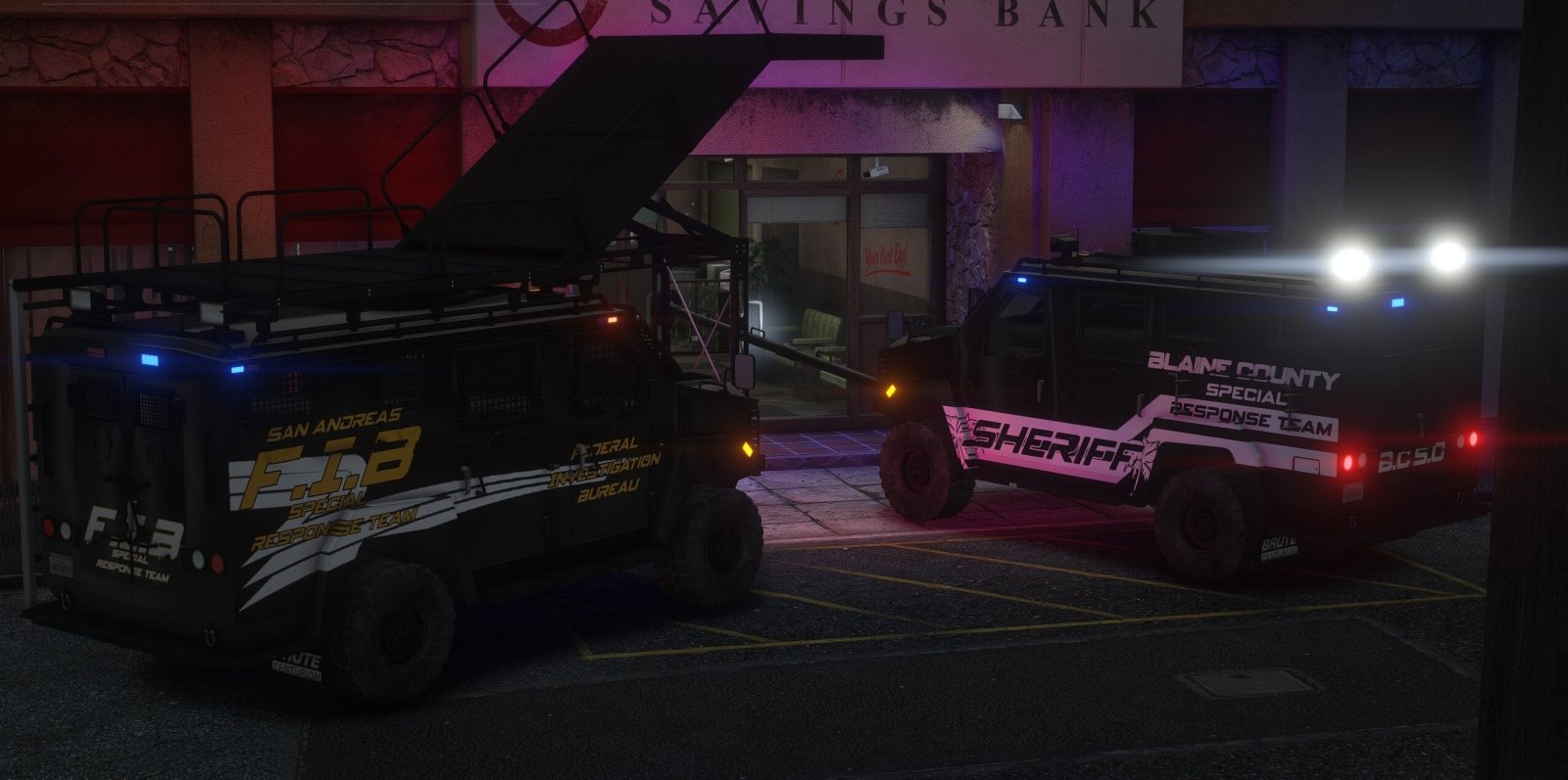 FiveM Lore Car Lore Police SWAT Bearcat - Northern Modifications