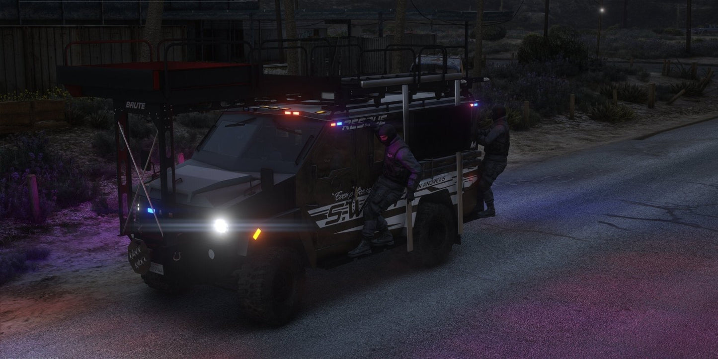 FiveM Lore Car Lore Police SWAT Bearcat - Northern Modifications